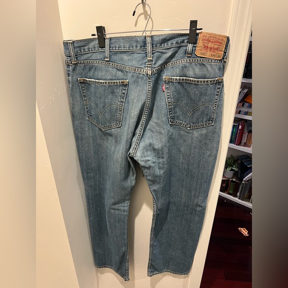 Levi's Classic Straight Men's Jeans in Light Blue - Picture 2 of 4